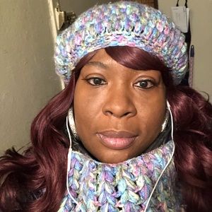 Meet your Posher, Denise